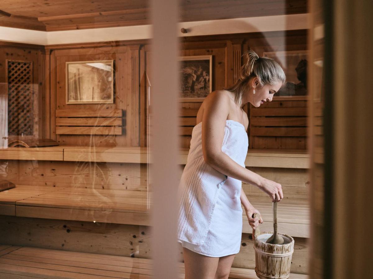 Hotel Auszeit ペルティサウ エクステリア 写真