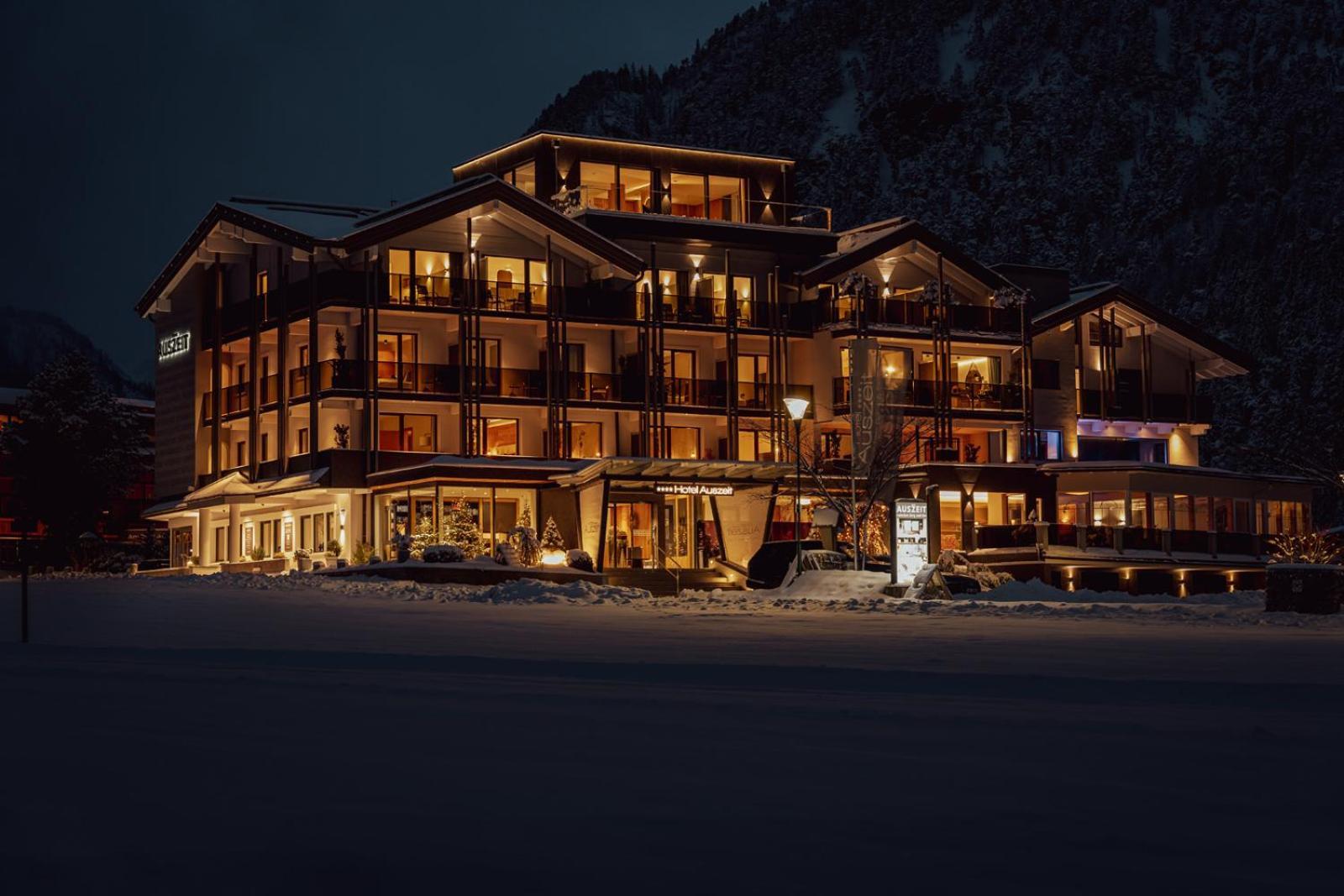 Hotel Auszeit ペルティサウ エクステリア 写真