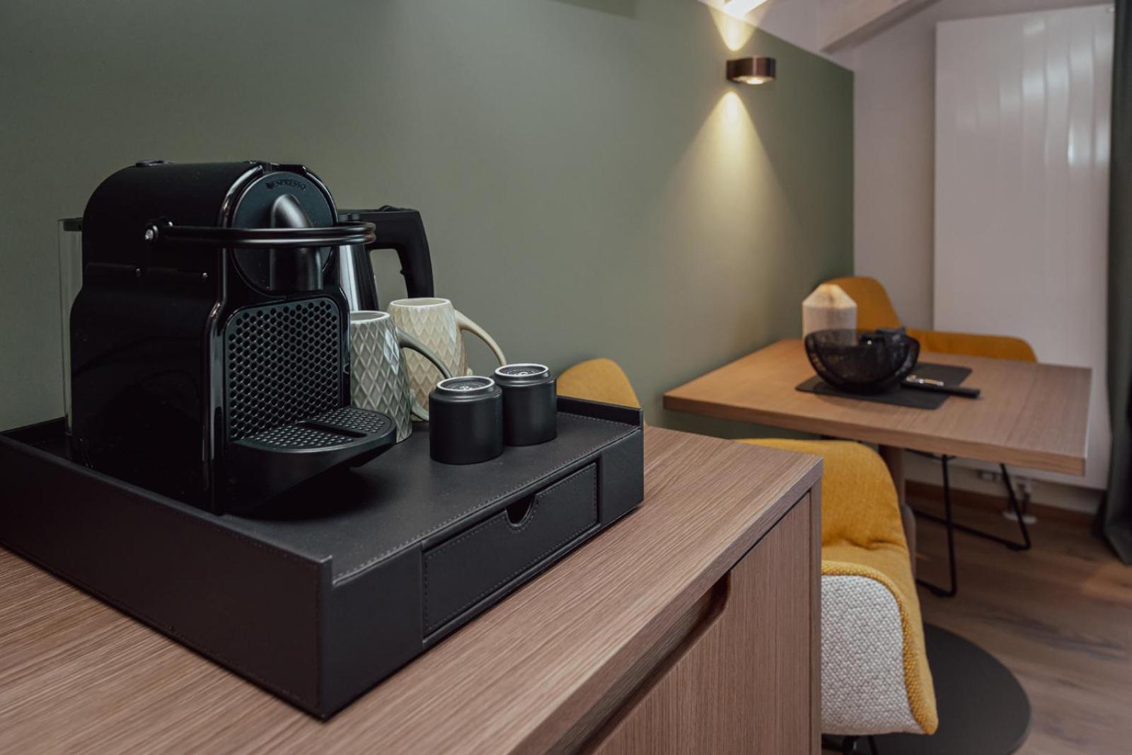 Hotel Auszeit ペルティサウ エクステリア 写真