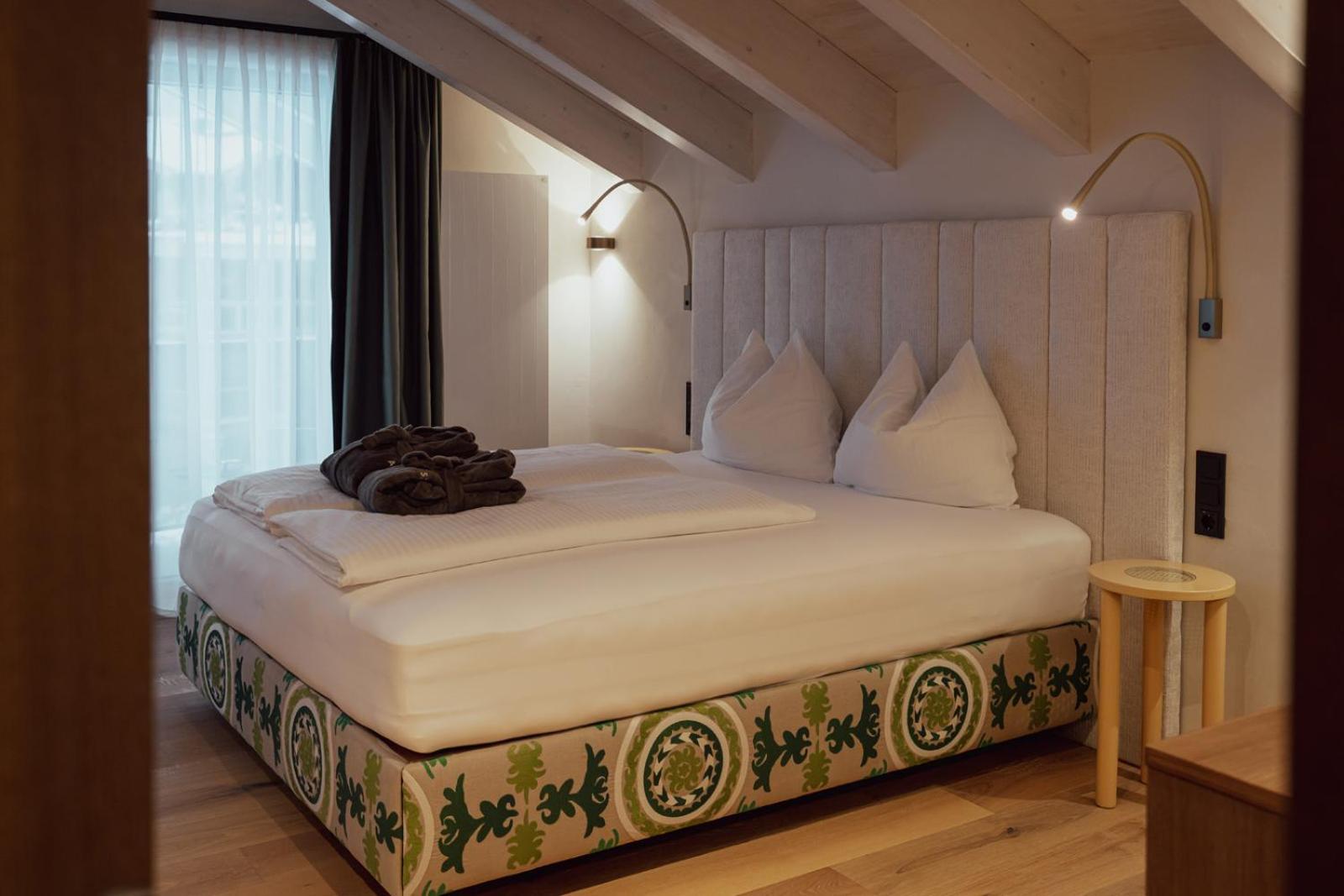 Hotel Auszeit ペルティサウ エクステリア 写真
